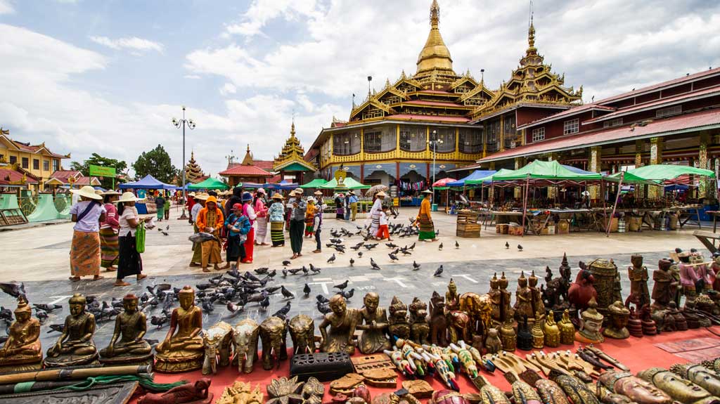 burma-laos-cambodia-phaung-daw-oo-pagoda-inle-lake