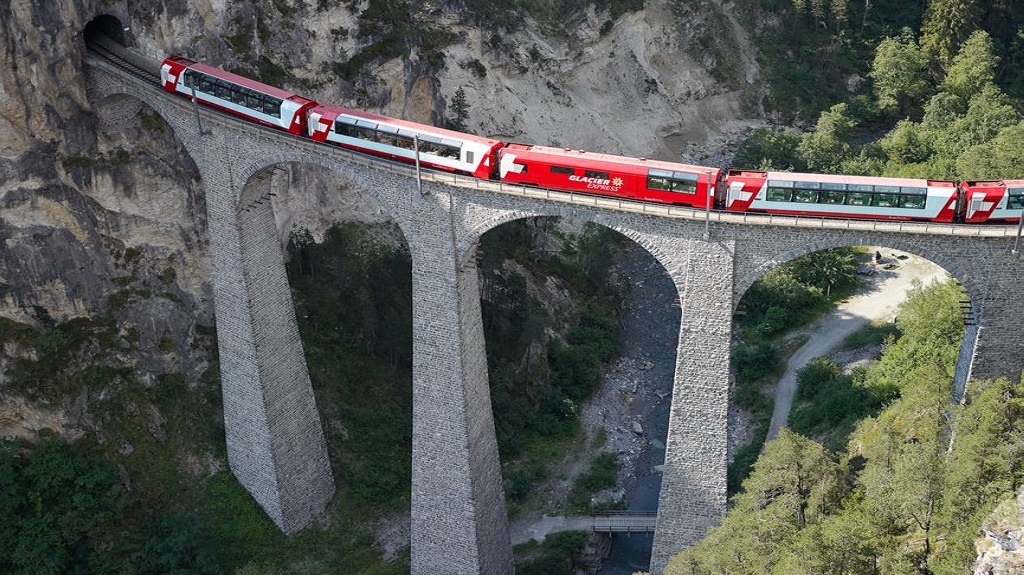 csm_glacier_express_landwasserviadukt_5e143db002 csm_glacier_express_landwasserviadukt_5e143db002
