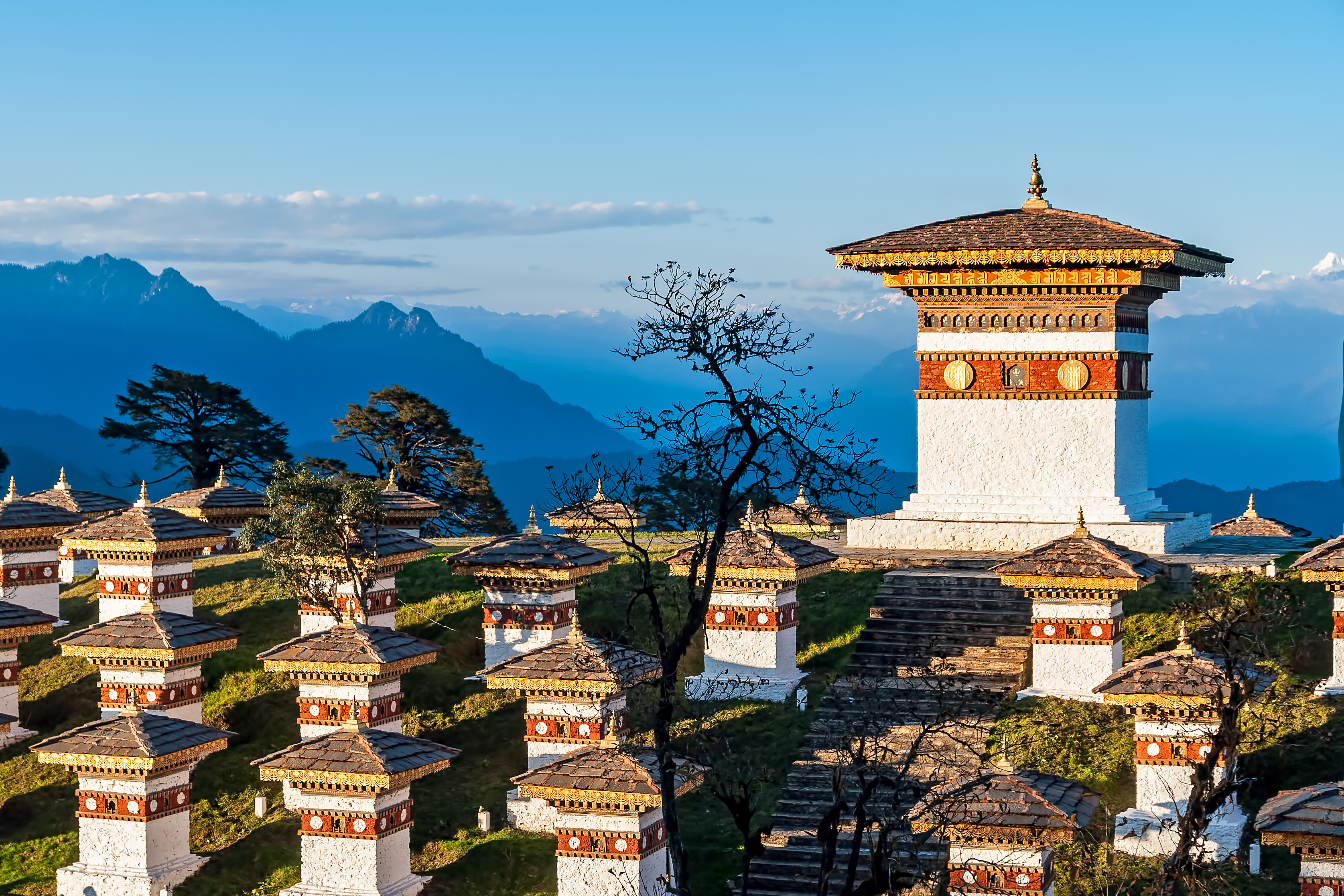 Sunset on Dochula Pass with Himalaya in background – Bhutan Sunset on Dochula Pass with Himalaya in background – Bhutan