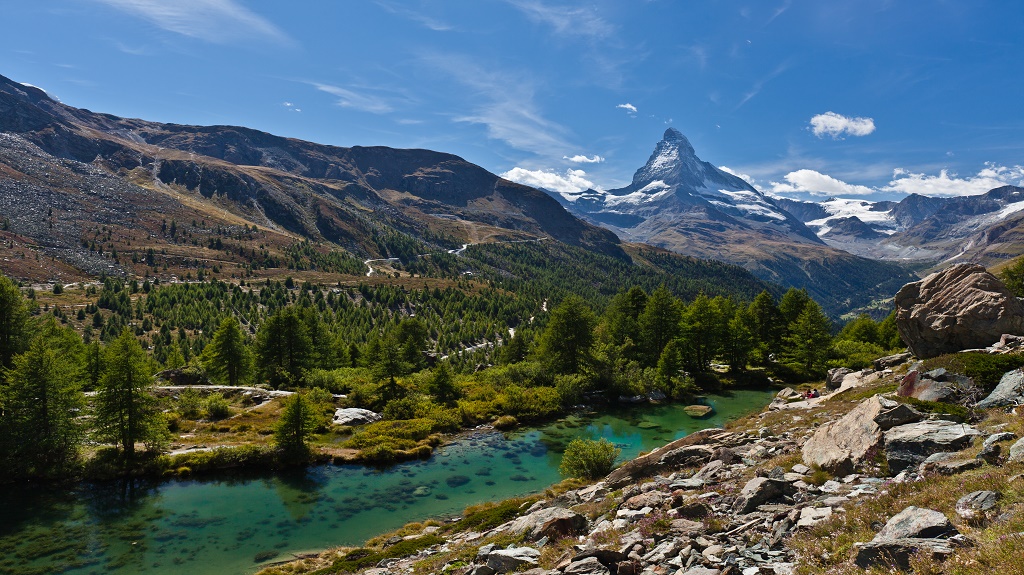 Matterhorn and Mountain Lake Matterhorn and Mountain Lake