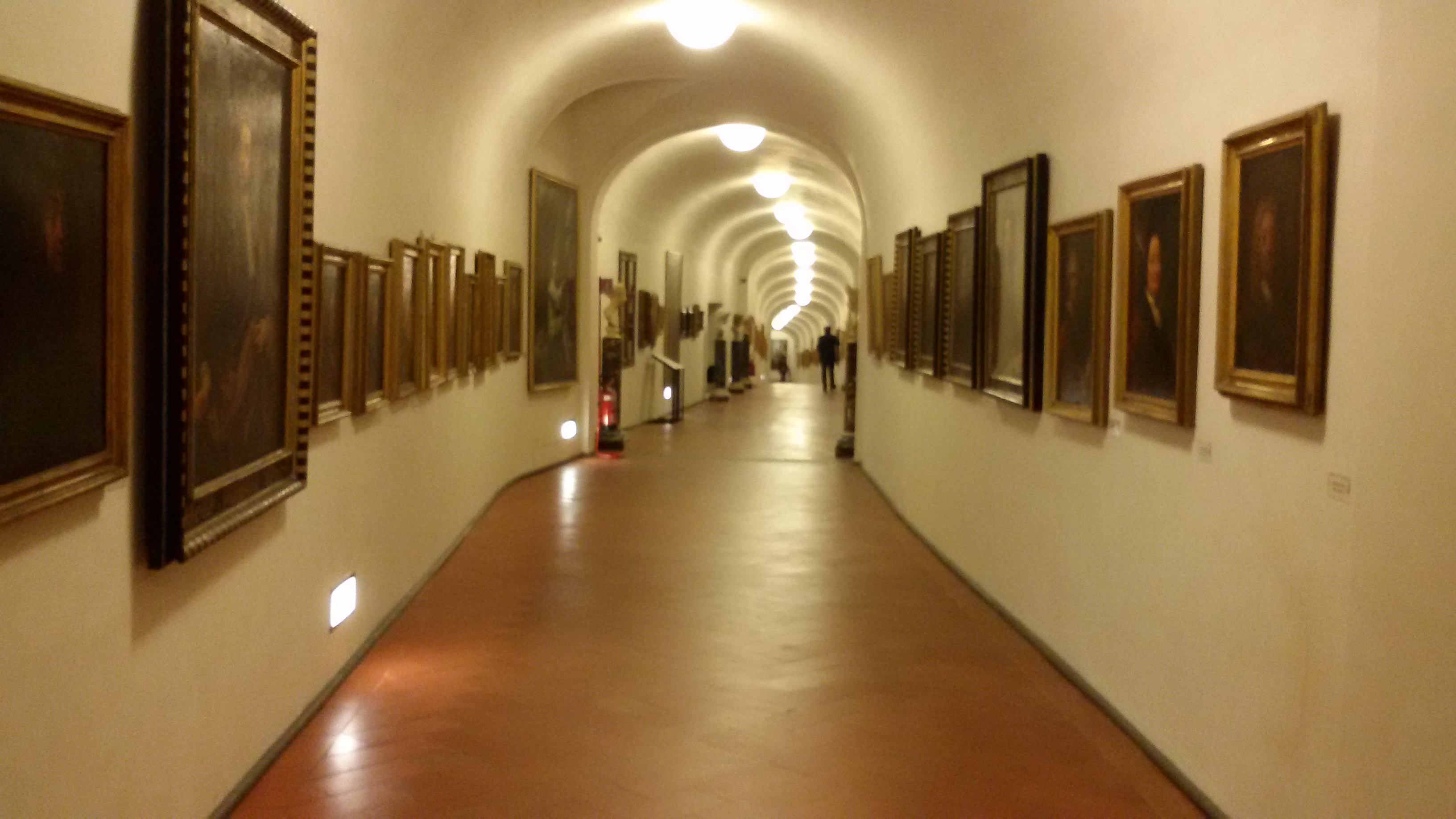 inside_view_of_the_vasari_corridor_corridoio_vasariano_in_florence_italy_3 inside_view_of_the_vasari_corridor_corridoio_vasariano_in_florence_italy_3