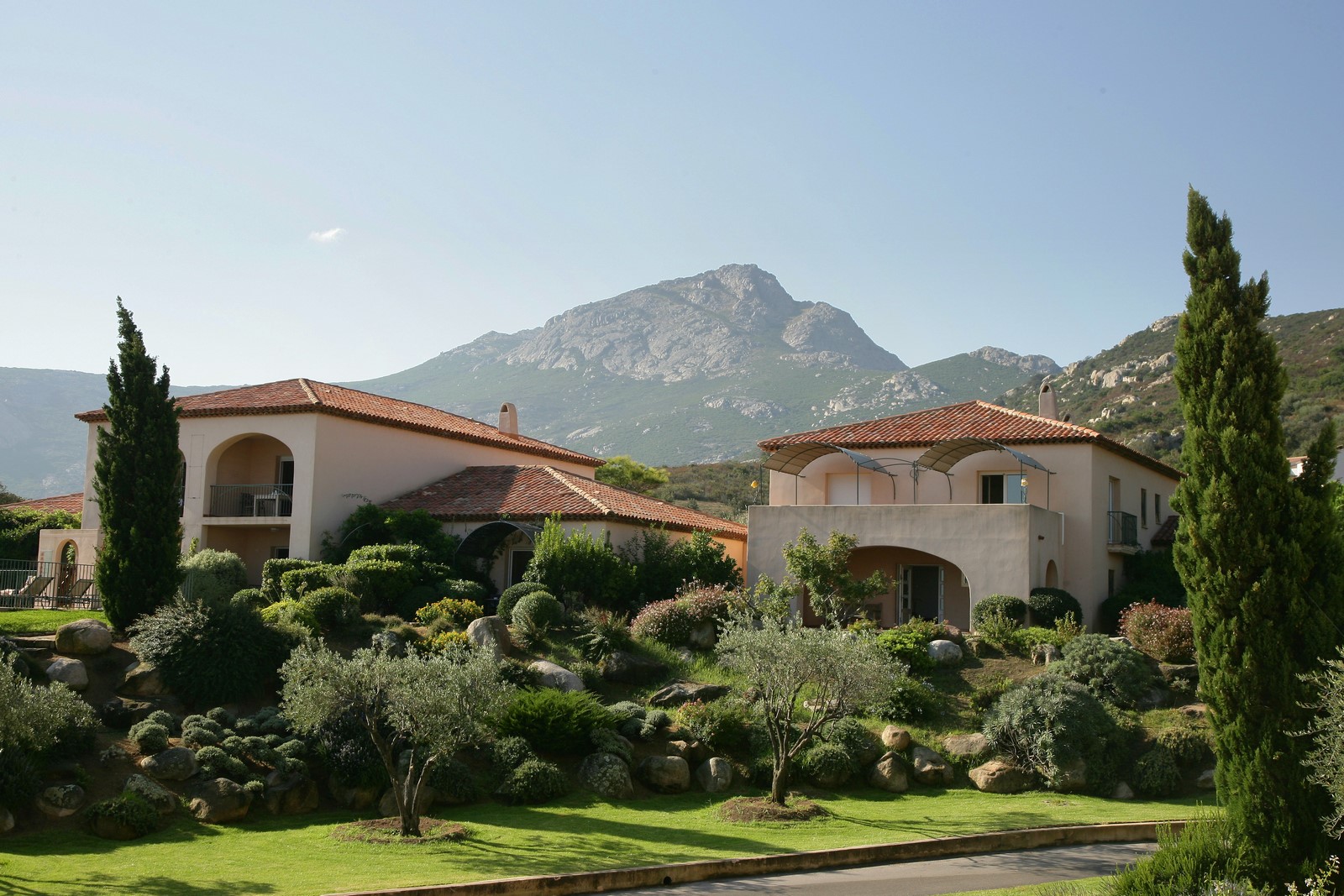 la-villa-calvi-2 la-villa-calvi-2