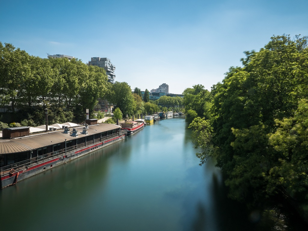 Pose longue sur les berges de Seine Pose longue sur les berges de Seine