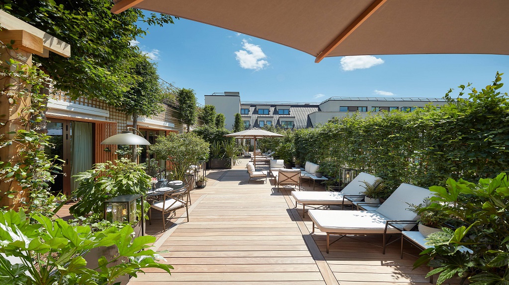 mandarin-paris-2019-suite-parisian-apartment-terrace-02 mandarin-paris-2019-suite-parisian-apartment-terrace-02