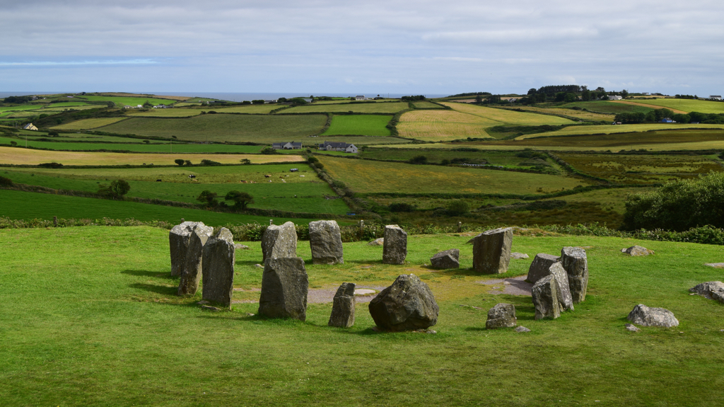 stone-circle stone-circle