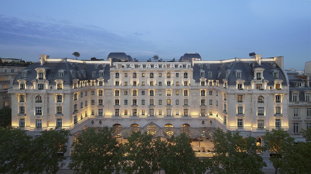 the-peninsula-paris-exterior-night the-peninsula-paris-exterior-night